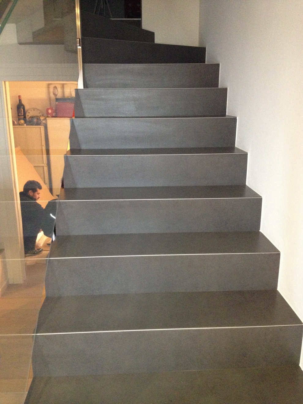 Rivestimento in KERLITE (by Cotto d'Este) su scala - Ideal Casa